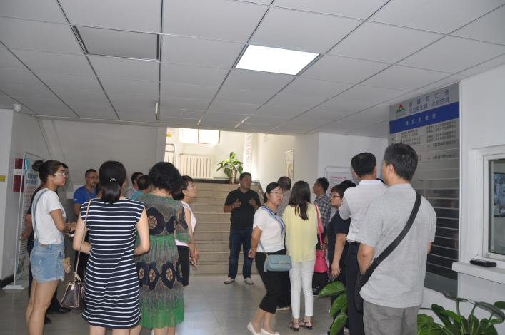 新疆警察學(xué)院信息安全工程系來我孵化器參觀學(xué)習(xí).png